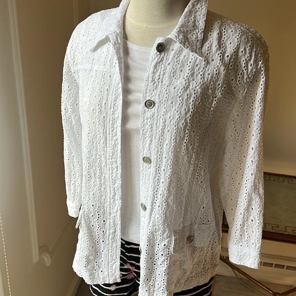 Cotton Eyelet 3/4 sleeve Jacket - Picture 2 of 12